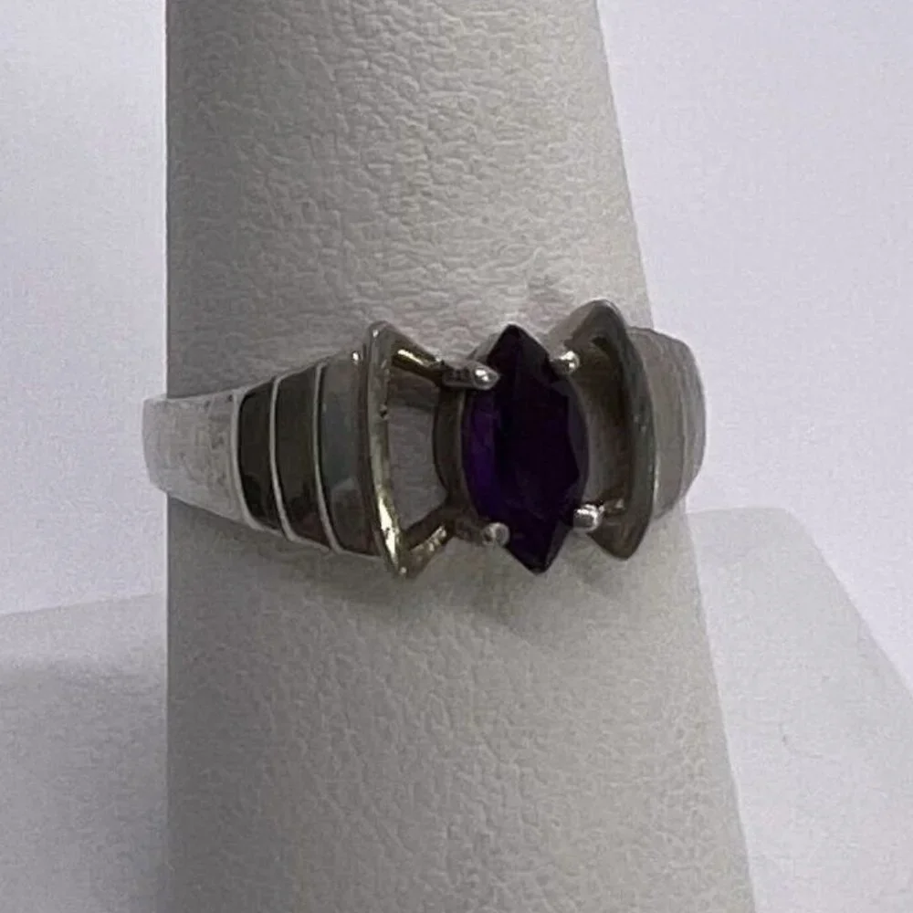 N/A silver ring